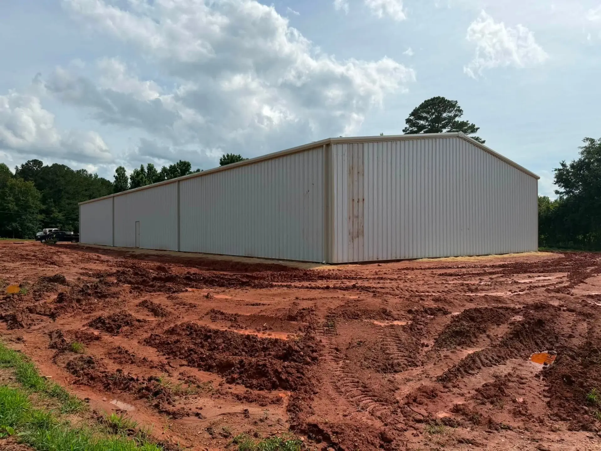 Side view of a finished commercial metal building
